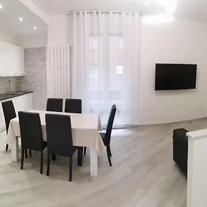 Residenze Niguarda E , Milano Italia